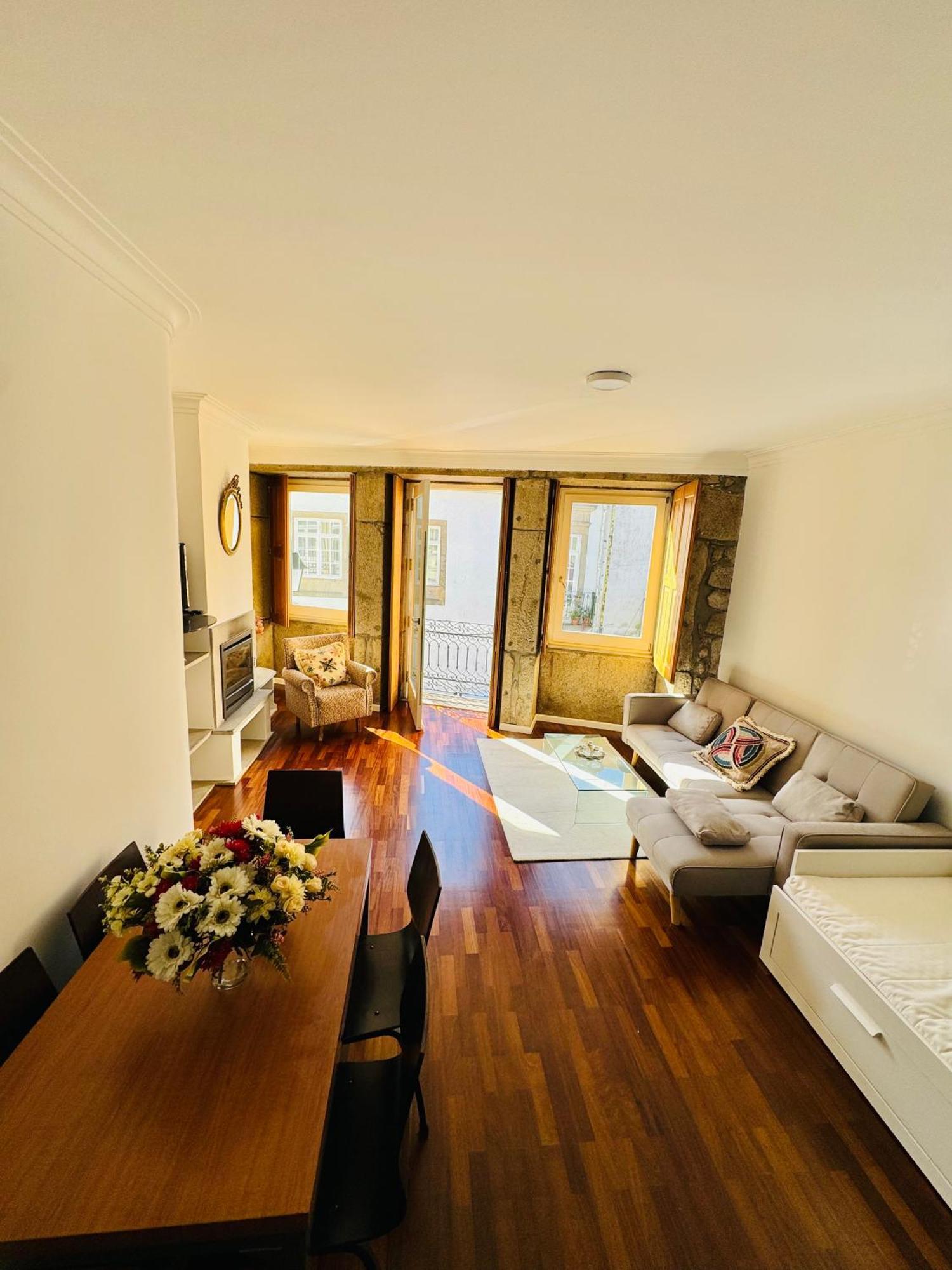 Altamira Rooms And Studio Виана-ду-Каштелу Экстерьер фото